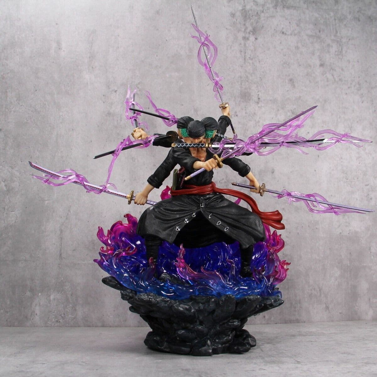 One Piece Action Figure – Roronoa Zoro (Nine Sword Style / Asura Version)